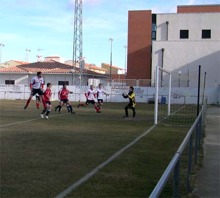 El Vilafranca empata amb un rival amb 10 jugadors