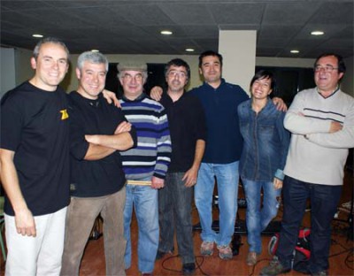 Zeus Grup assaja el concert que oferiran a Castelló el dissabte 26