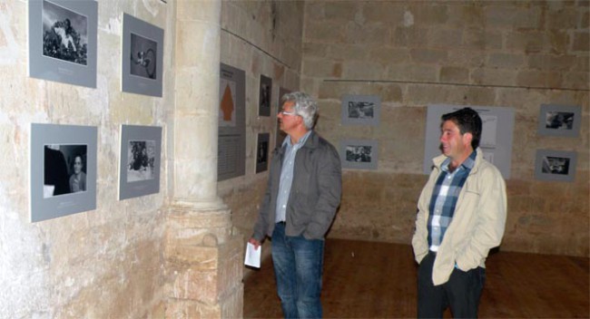 La Mare de Déu de la Font alberga una exposició sobre el factor migratori a l'Aragó