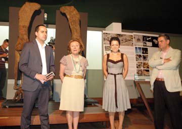Es presenten els treballs d'estudi, restauració i muntatge de les restes paleontològiques de la Vespa