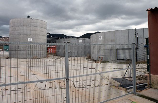 La depuradora i la planta de biogàs de Pena-roja han costat més de 6 milions i continuen parades