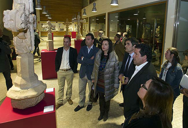 La Diputació posa en valor els peirons del nord de la província com a símbol cultural i artístic a través d’una exposició